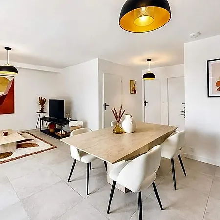 Appart'ici 4 - Spacieux F3 Hotel Saint-Aunes