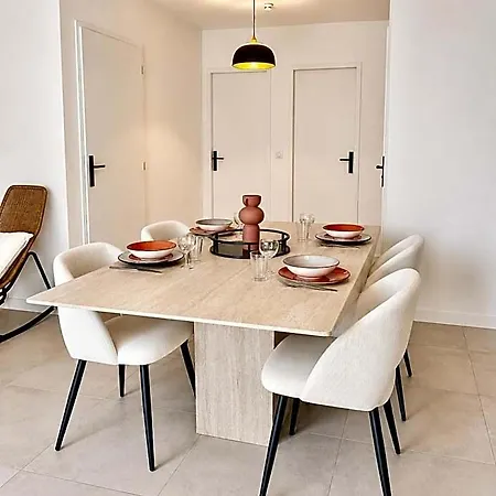 Appart'ici 4 - Spacieux F3 2* Saint-Aunes